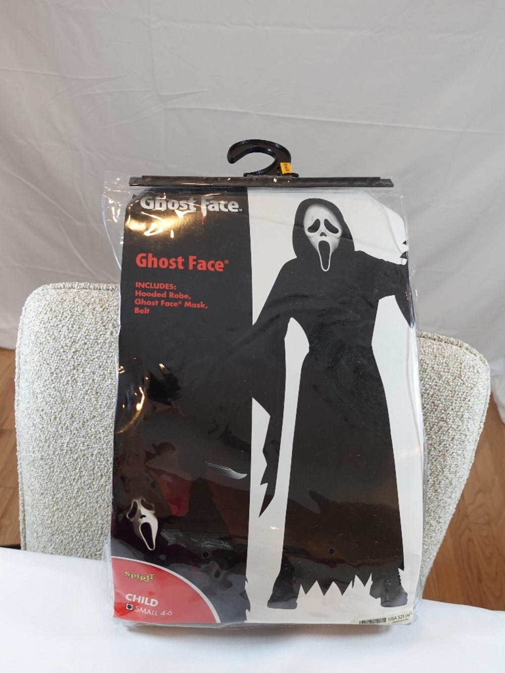 Ghost face/ scream costume